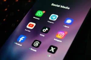 The,Mobile,Screen,Display,Shows,A,Collection,Of,Icons,For